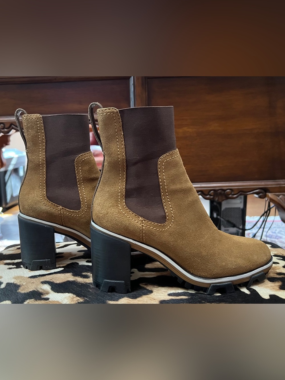 Rag & Bone New York Shiloh High Chelsea Ankle Boots in Chestnut Suede 39